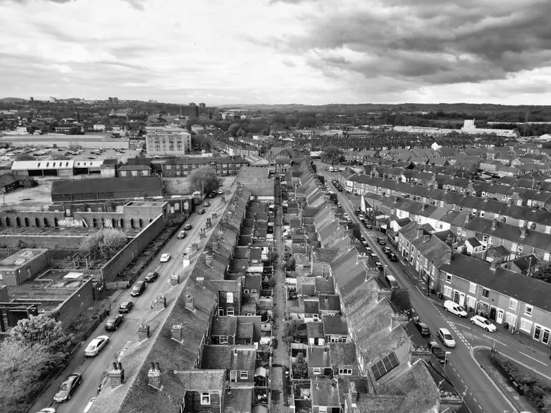 Aerial view of a terraced street grid in an English coalfield town like Mansfield